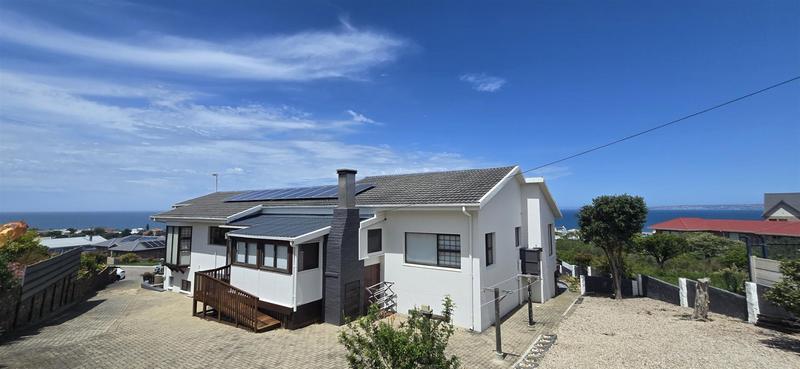 4 Bedroom Property for Sale in Reebok Western Cape